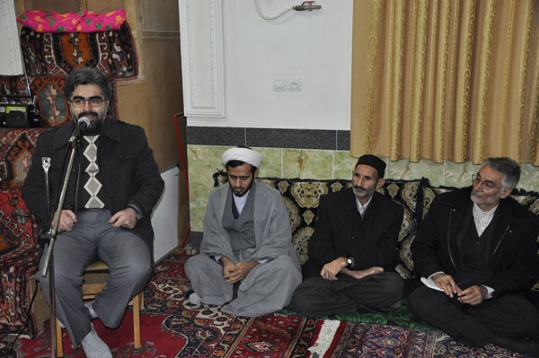 ۷۷df7a7d1a333dea87cc5a7a24bfa2c8_L