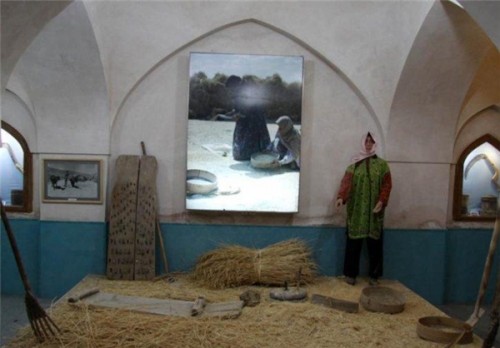 ۱۳۹۲۱۲۱۹۰۰۰۷۳۴_PhotoL