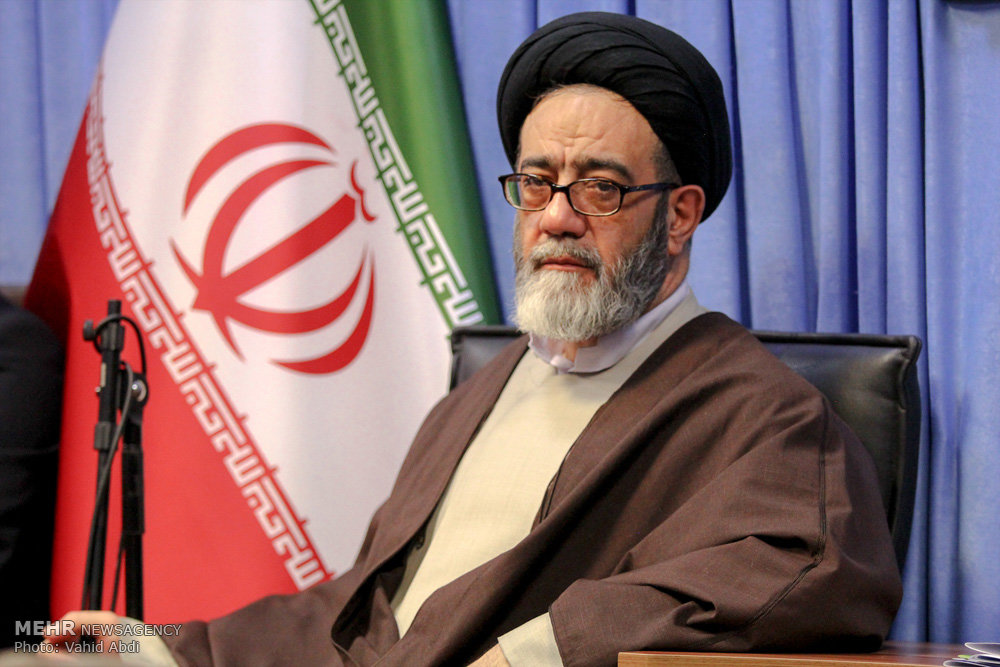 در برخی رستوران‌ها مجوز اجرای موسیقی مجاز را گرفته‌اند ولی برنامه دیگری اجرا کرده‌اند