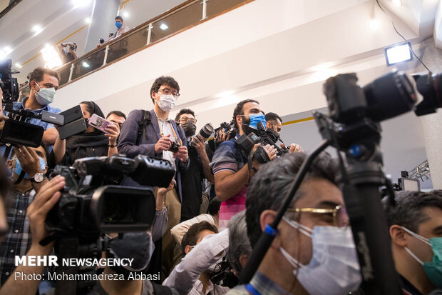 دومین روز ثبت‌نام از داوطلبان انتخابات ریاست‌جمهوری سیزدهم