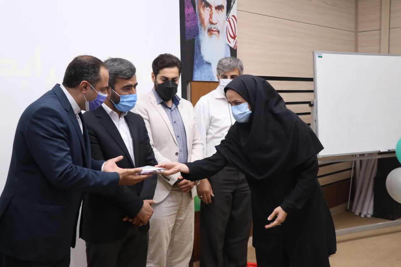 تجلیل از بانوان محجه شاغل در ادارات بناب