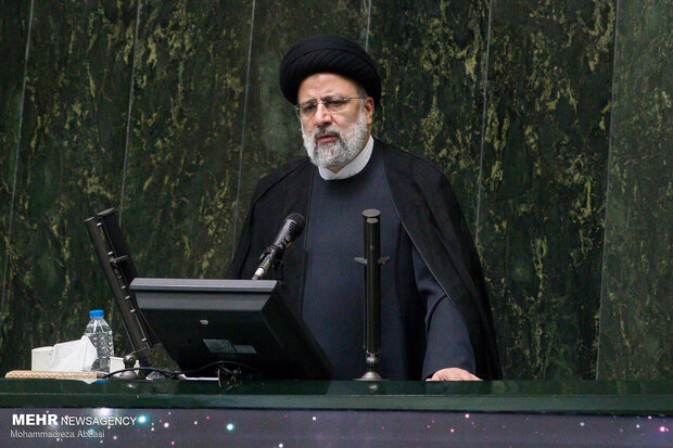 حجت نداشته باشم، کسی را معرفی نمیکنم/به حل مسائل کشور امیدوارترم