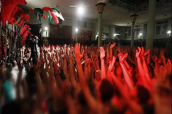 مداحان جوان استاد ندیده و هنجارشکنی در هیات‌ها