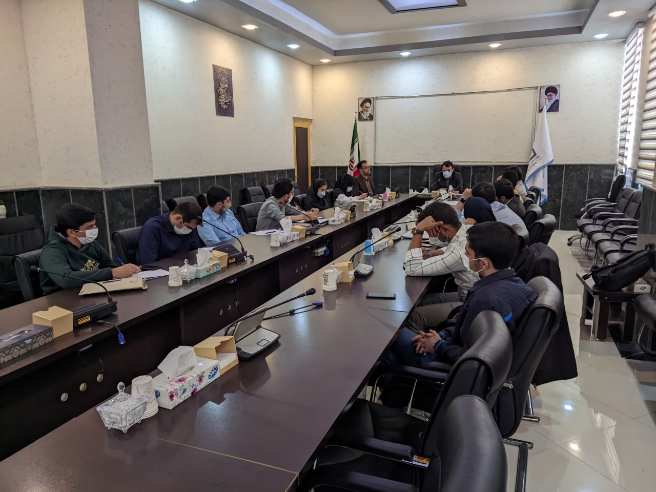 نشست تخصصی کارگروه بنیاد ملی نخبگان با مسئولین دانشگاه بناب برگزار شد