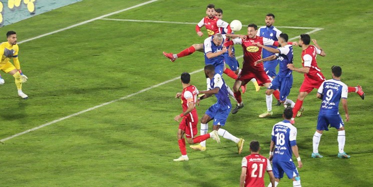 هشدار نایب رئیس فدراسیون به باشگاه‌های فوتبال/ ابهام در مورد بورسی شدن استقلال و پرسپولیس