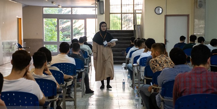 وزیر علوم: تاثیرگذاری کنکور به مرور کاهش می‌یابد