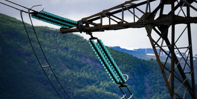 اوج بار مصرف‌ به بیشترین مقدار خود در طول تاریخ برق‌دار‌شدن ایران رسید