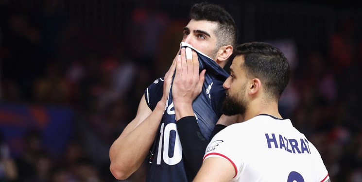 یک نفس تا خروج والیبال ایران از جمع ۱۰ تیم برتر دنیا+عکس