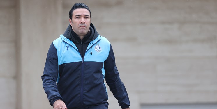 نکونام: گل محمدی در حدی نیست درباره من صحبت کند