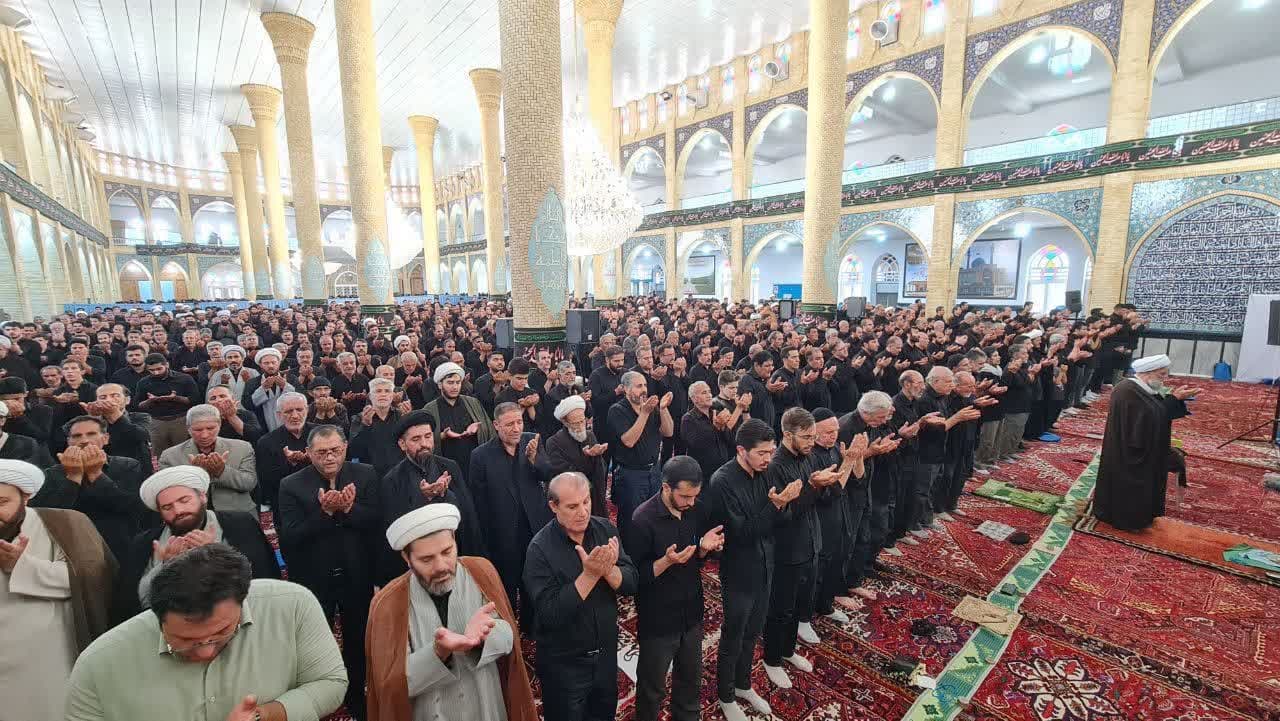 اقامه نماز ظهر عاشورا در بناب
