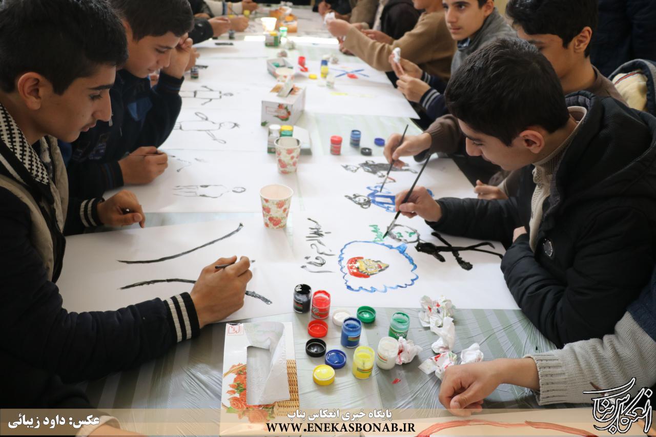 برگزاری همایش نقاشی طولی دانش آموزان بنابی با نام کمپین نه به اعتیاد+ تصاویر