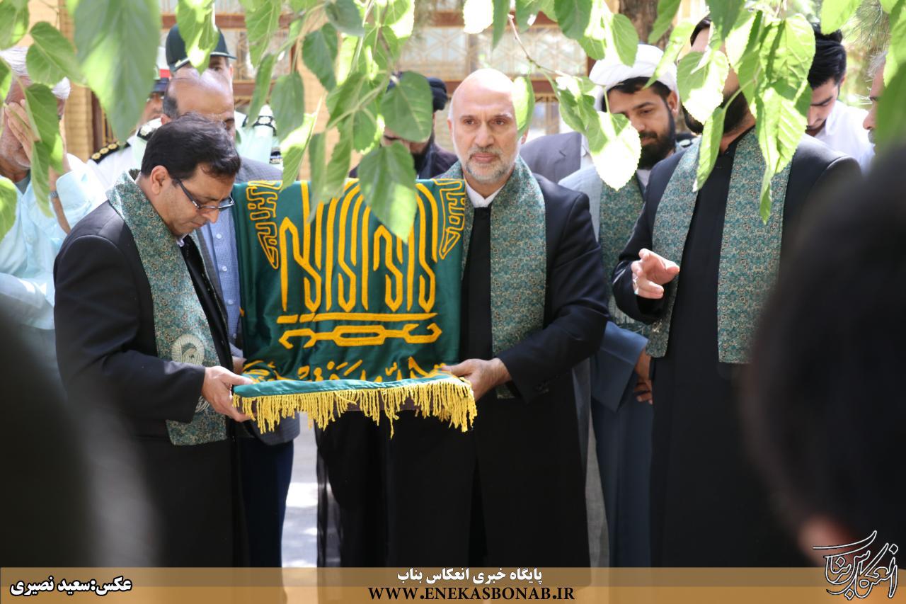 حضور خادمان حرم رضوی ( کاروان سایه ی خورشید ) در بناب + تصاویر