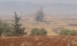 حملات هوایی گسترده روسیه و سوریه به مواضع تروریست‌ها در ادلب و حماه