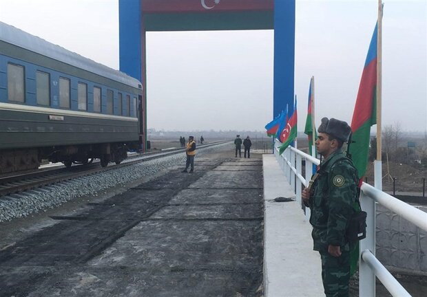 روس‌ها رقیب آذربایجان در تکمیل کریدور ریلی شمال-جنوب می‌شوند؟