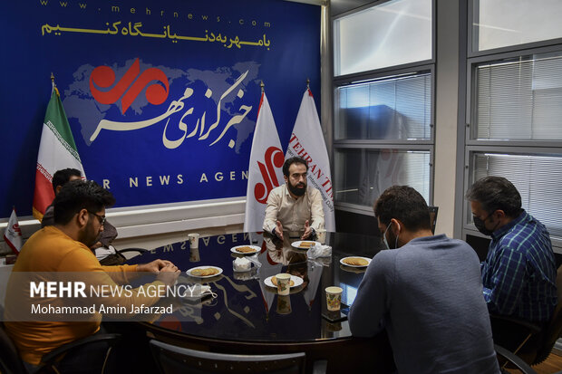 سرود؛ از «مردمی بودن» تا «ارگانی شدن»/فقط به «مناسبت» فکر می‌کنیم