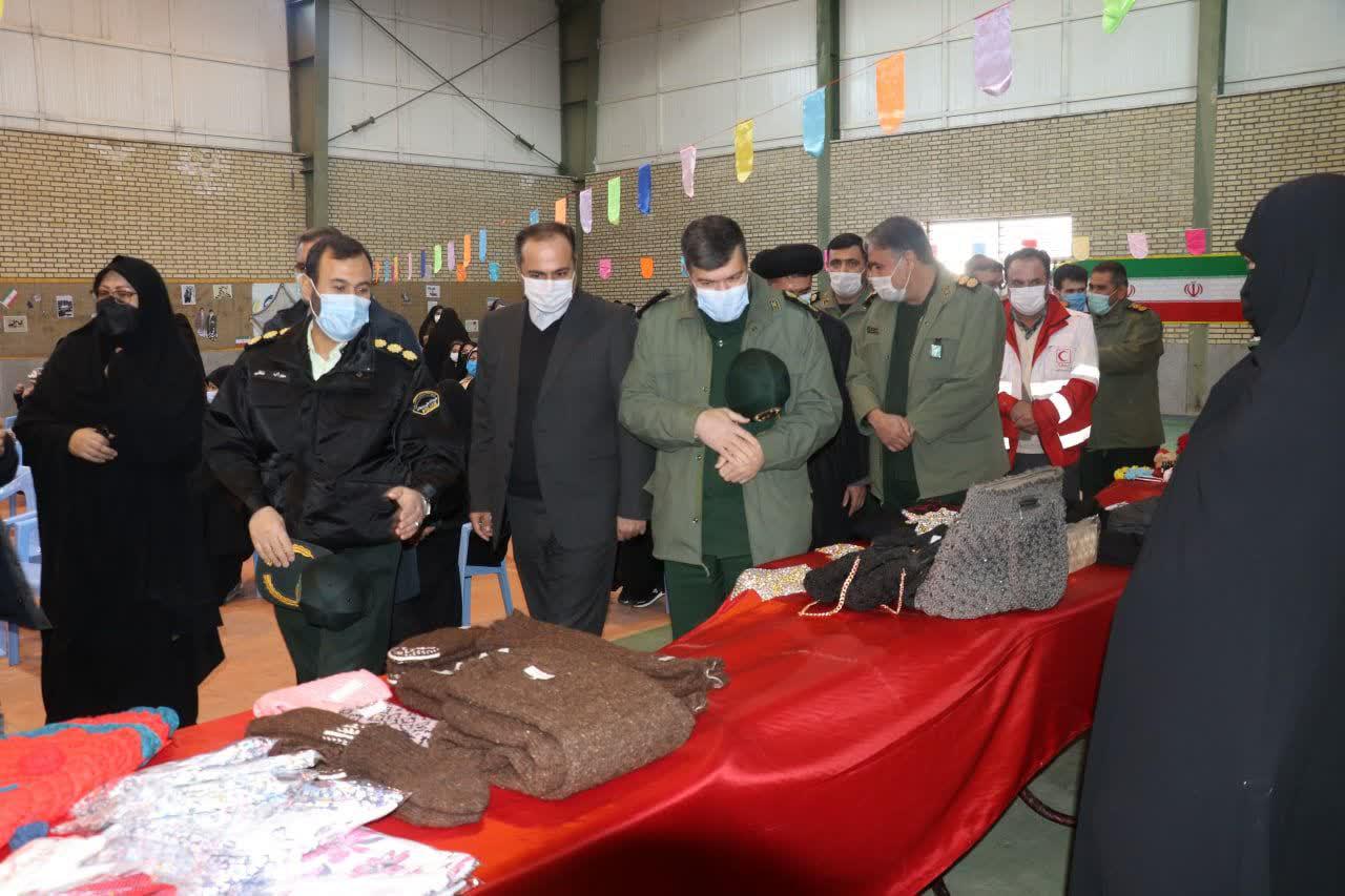 نمایشگاه مشاغل خانگی در بناب افتتاح شد+ تصاویر