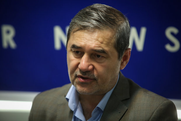 ادبیات تطبیقی، استعمار ادبی را انکار میکند