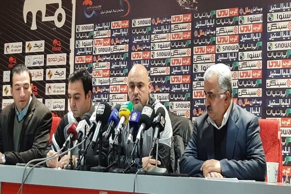 انتقاد ازعملکرد بازیکنان استقلال مقابل تراکتور/بدترین بازی ما بود