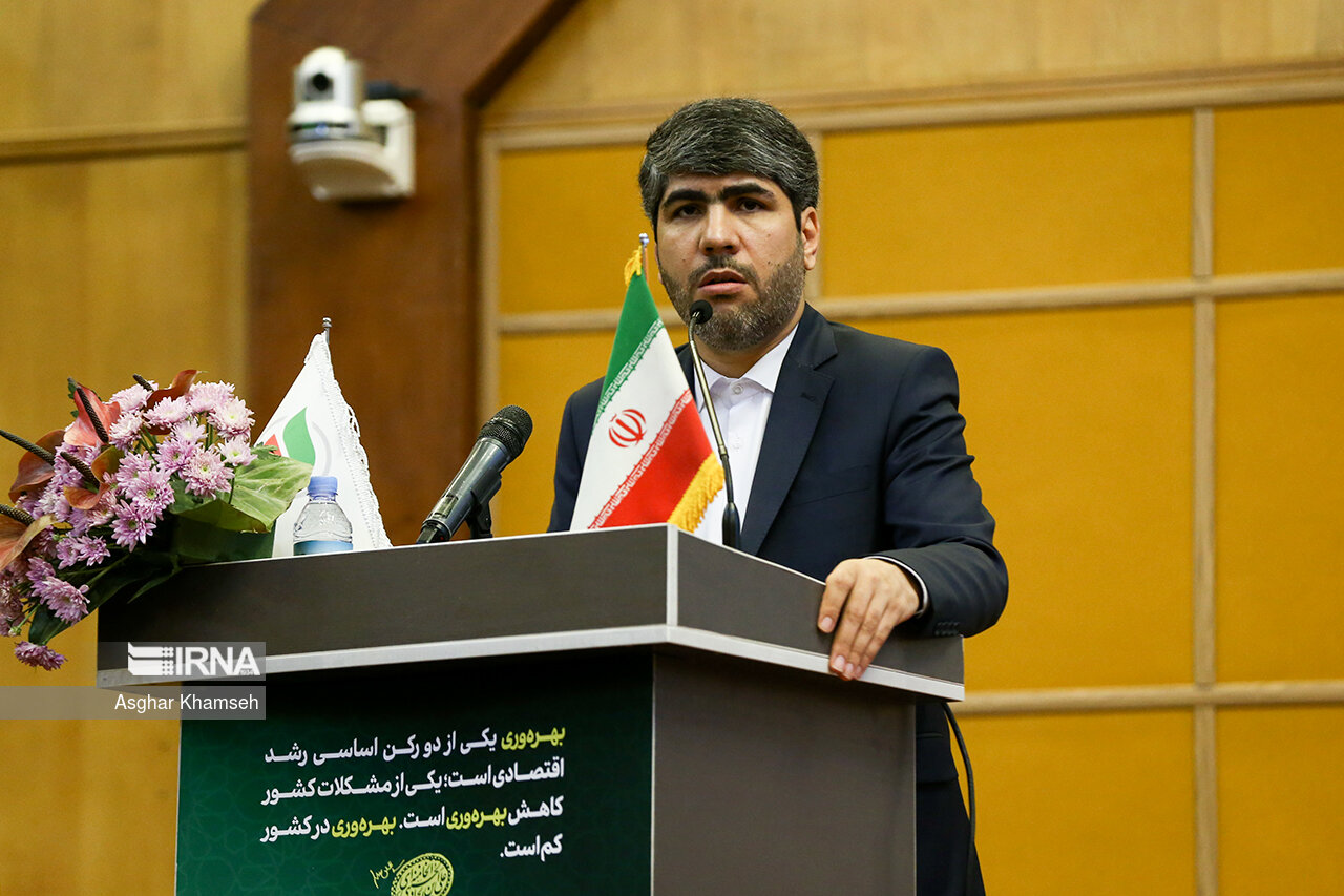 تغییر ساعت اداری معضل ترافیک و انرژی را حل میکند