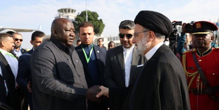 رئیسی «کامپالا» را به مقصد «هراره» ترک کرد