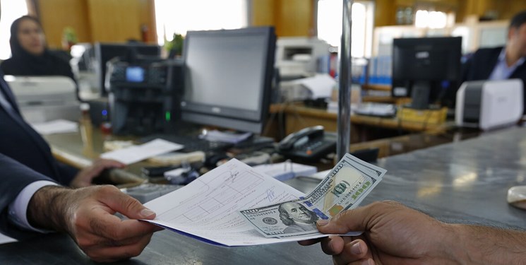 صرافیهای متخلف در بحرانهای ارزی سودهای کلان کسب میکردند