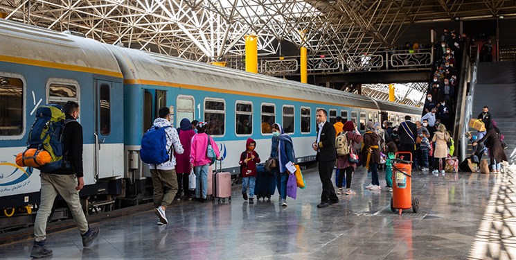 پیشفروش بلیت قطارهای مسافری مهرماه از ۲۰ شهریور