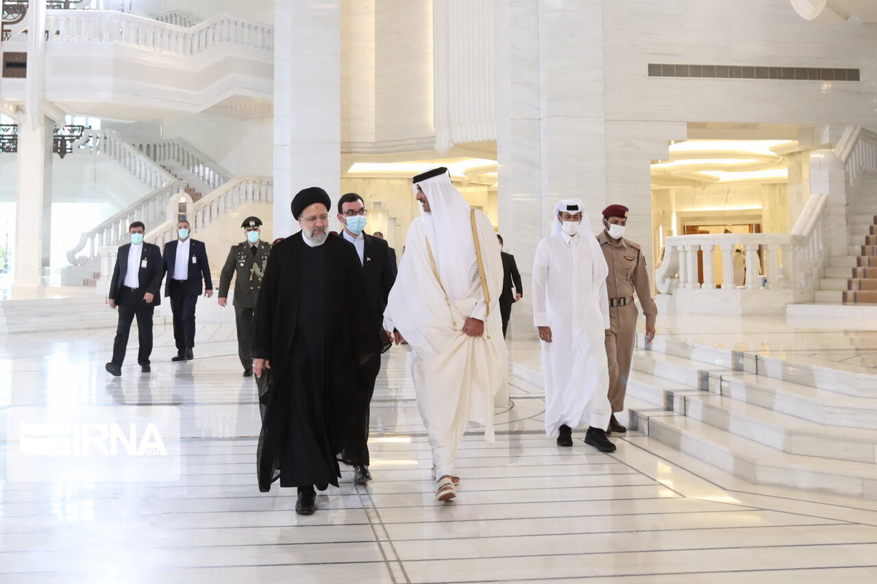 رئیسی از روابط ایران و همسایگان تنشزدایی کرد/سیاست خارجی به تجارت خارجی تبدیل شد