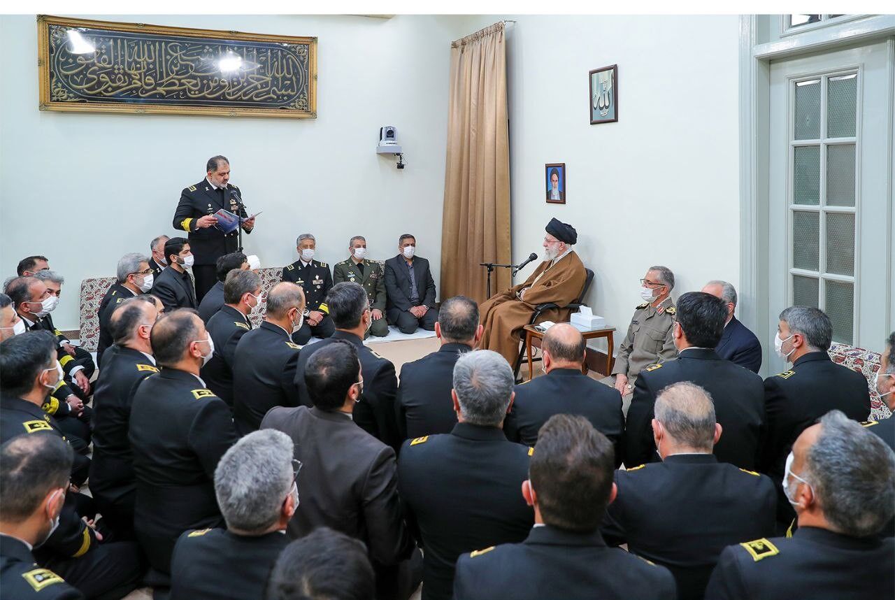 فرمانده کل قوا: نیروی دریایی ارتش؛ ظرفیت بزرگ نظام و کشور است