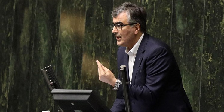 رئیس بانک مرکزی: تاکنون بالغ بر ۳۱ میلیارد دلار ارز به وزارت صمت داده‌ایم