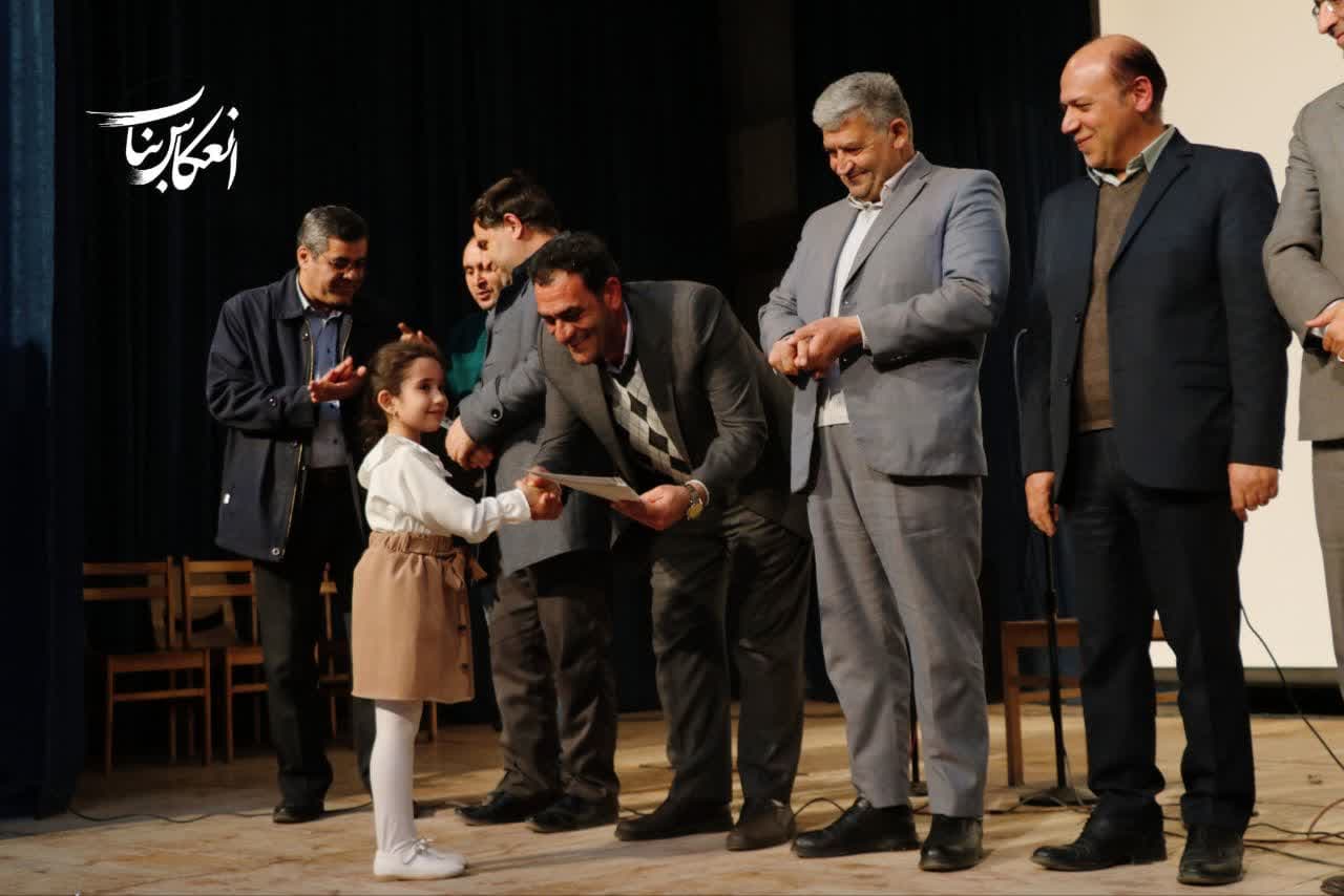 آیین اختتامیه نوزدهمین جشنواره موسیقی آوای انتظار بناب/ برترین‌ها تجلیل شدند