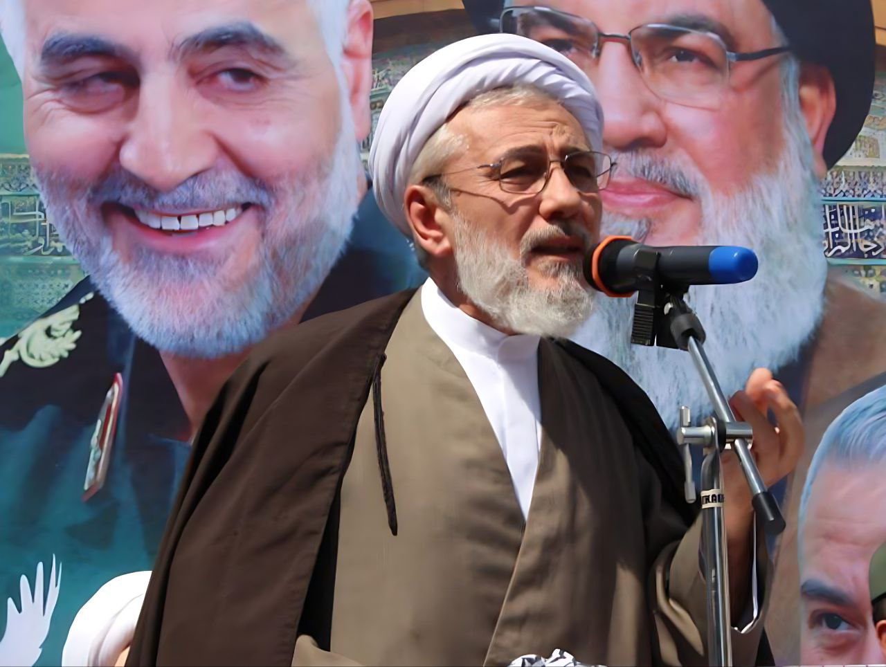 مذاکره با آمریکا هیچ نتیجه ای نخواهد داشت/ باید گوش به فرمان مقام معظم رهبری بود/ ایران جزو برترین قدرت های نظامی جهان