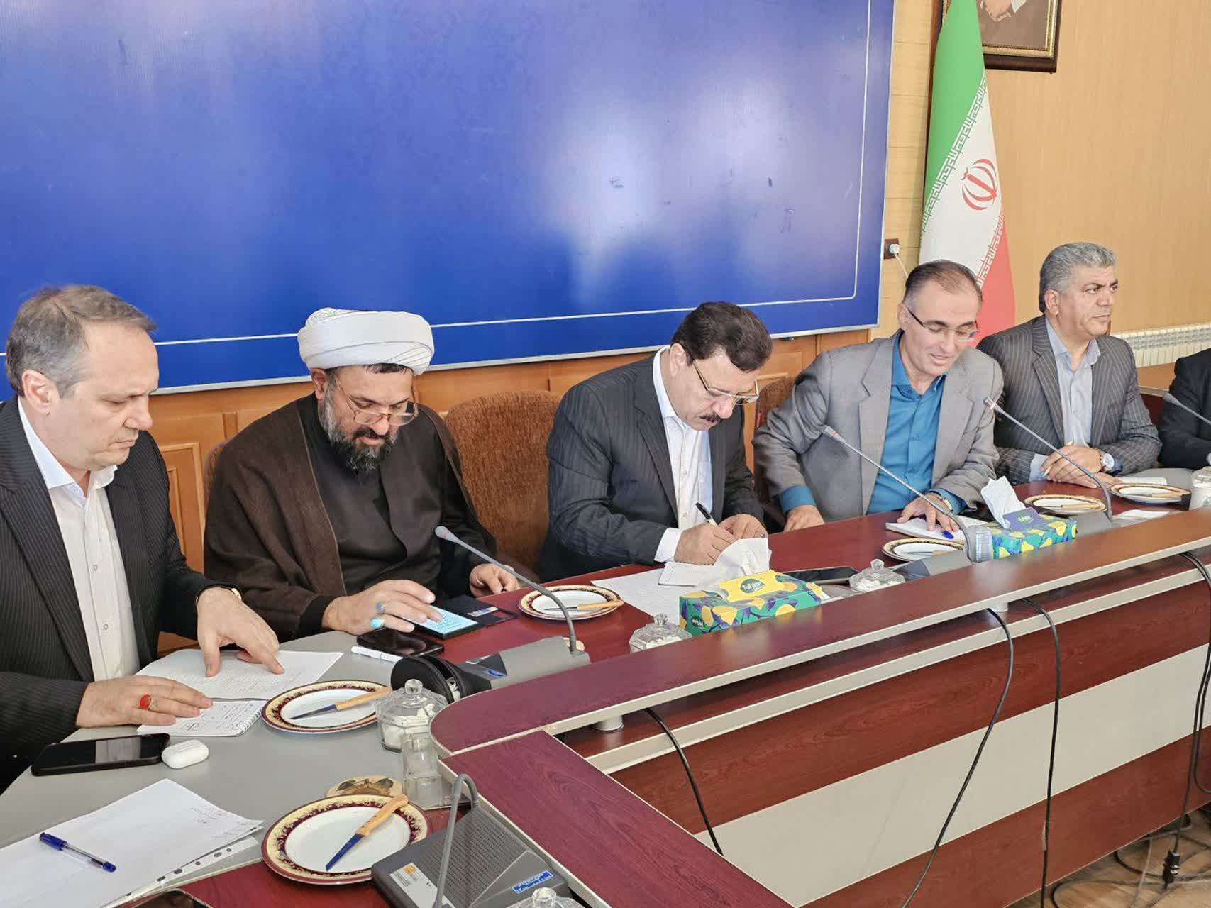 آب قطع شده صنایع شهرستان، باید به خود مردم بناب اختصاص یابد