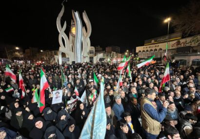 بناب در وداع با شهید رفعتی/ حماسه‌ای در سایه باران و لبیک به رهبری/ مردم خیابان را رها نمی کنند