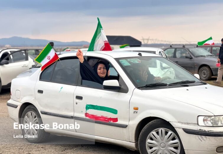 حضور حماسی مردم بناب در راهپیمایی خودرویی