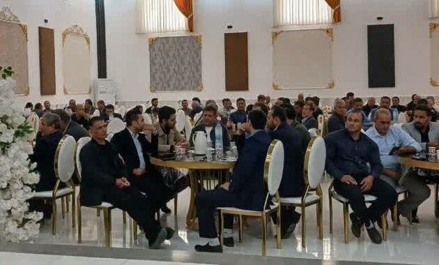 مراسم بزرگداشت و تجلیل از افتخار آفرینان حوزه روستایی و عشایری در تالار آتا آنا برگزار شد